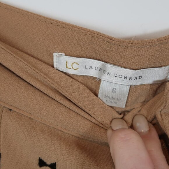 LC Lauren Conrad Shorts Tan w Black Bowties 6 - Picture 2 of 5